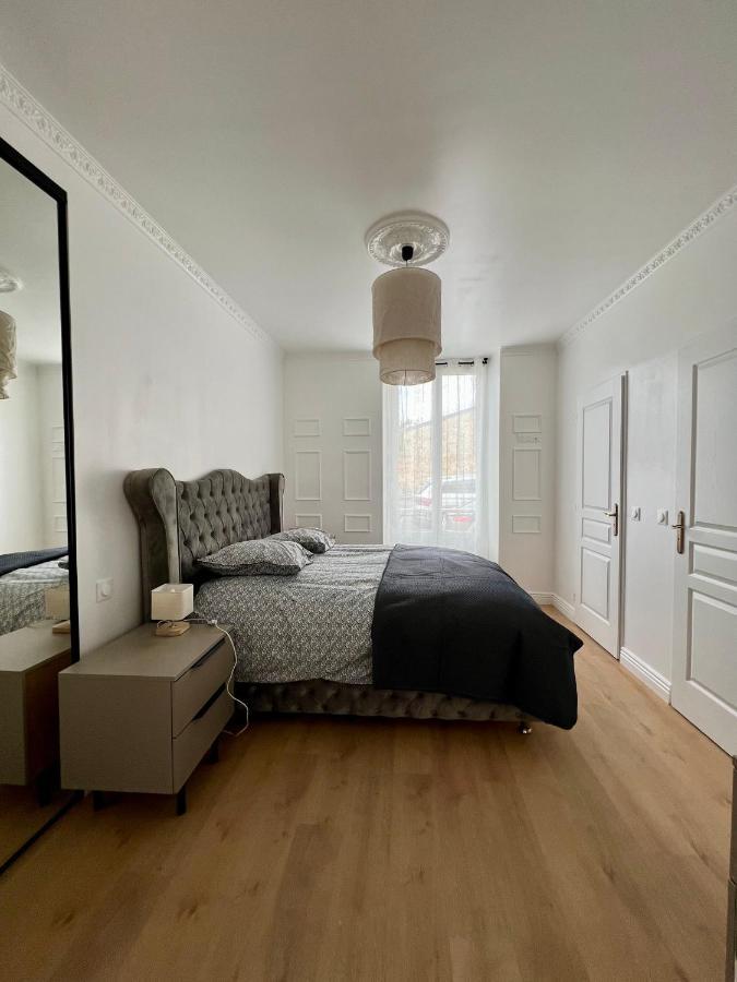 Appartement De Luxe Avec Fresque, Hyper Centre Et Parking Sure Fontainebleau Zewnętrze zdjęcie