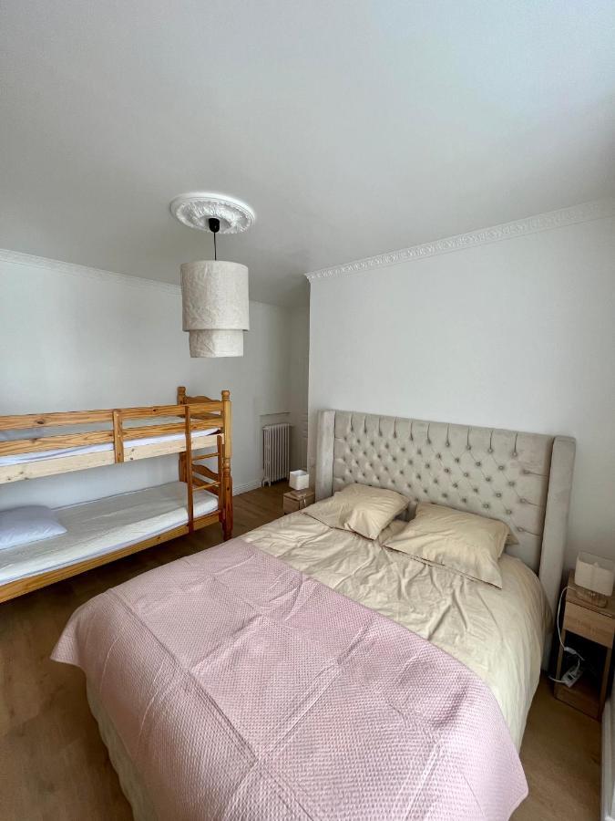 Appartement De Luxe Avec Fresque, Hyper Centre Et Parking Sure Fontainebleau Zewnętrze zdjęcie